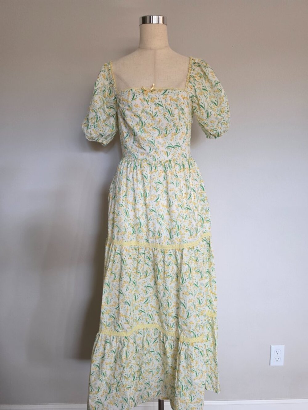Daffodil Floral Cotton Square Neck Maxi Dress - Picture 5 of 15